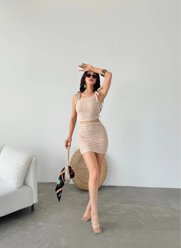 Bağcık Detaylı Crop Bluz Ve Etek İkili Takım